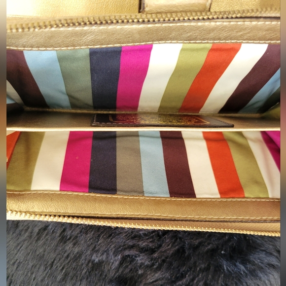 Coach Tan and Gold Wallet - Picture 4 of 6